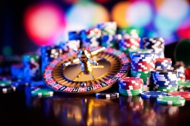 Boom City gameplay on kediritoto showing multiplier climb and cash-out decision